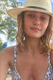 Ella Purnell - Social Media Pics 05/24/2020