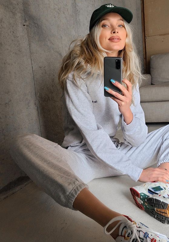 Elsa Hosk - Social Media 05/04/2020