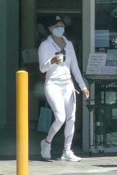 Eva Longoria in White Workout Outfit 05/24/2020