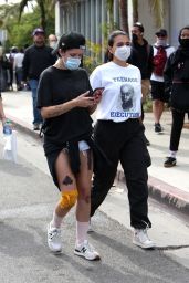 Halsey - Protesting in West Hollywood 05/30/2020