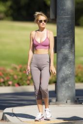 Hayley Roberts Hasselhoff - Out in Calabasas 05/21/2020