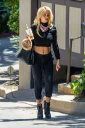 Holly Madison in an All-Black Outfit 05/14/2020