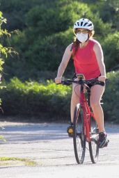 Isla Fisher - Riding Her Bike in Beverly Hills 05/07/2020