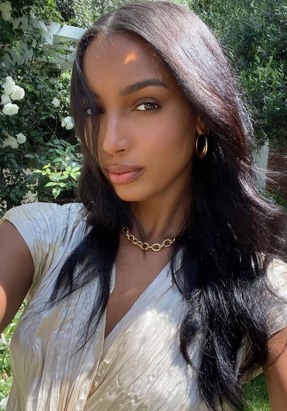 Jasmine Tookes - Personal Pics and Videos 05/28/2020