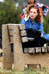 Jessica Chastain - Takes a Seat on a Bench in Pacific Palisades 05/08/2020