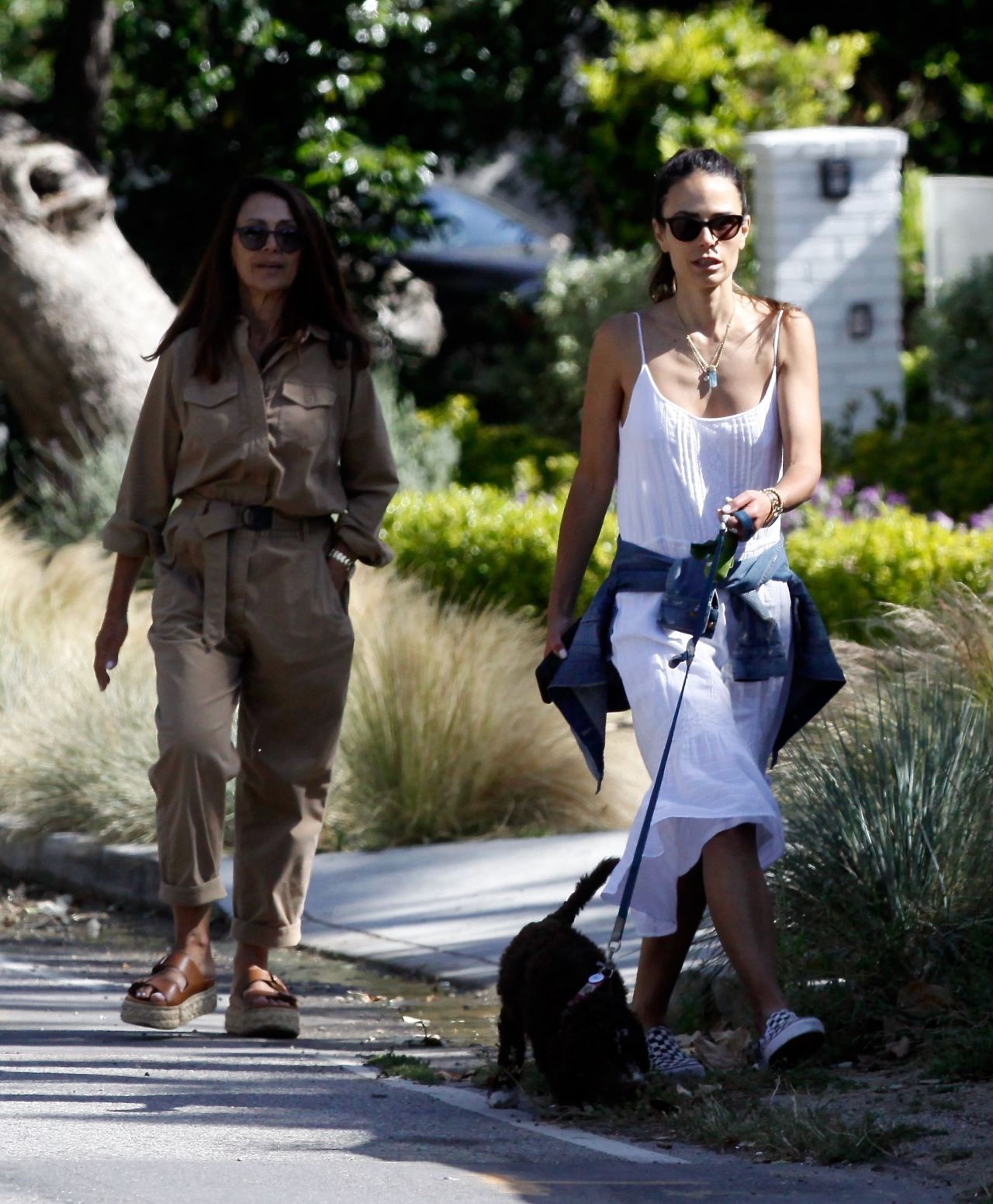 Jordana Brewster - Out in Pacific Palisades 05/24/2020 • CelebMafia