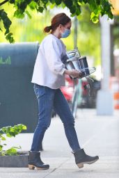 Julianne Moore - Outside Her Home in NY 05/20/2020