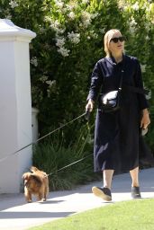 Kelly Rutherford - Out in Brentwood 05/20/2020