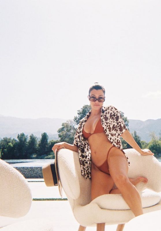 Kourtney Kardashian in Bikini - Social Media 05/13/2020