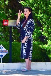 Kyle Richards - Out in Beverly Hills 05/05/2020