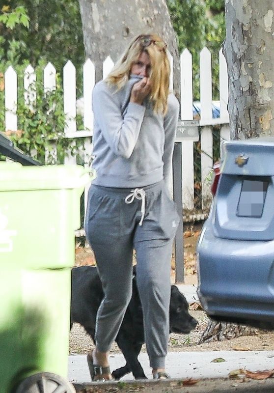 Laura Dern - Out in Pacific Palisades 05/18/2020 • CelebMafia