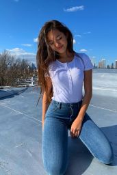 Lily Chee - Personal Pics 05/09/2020