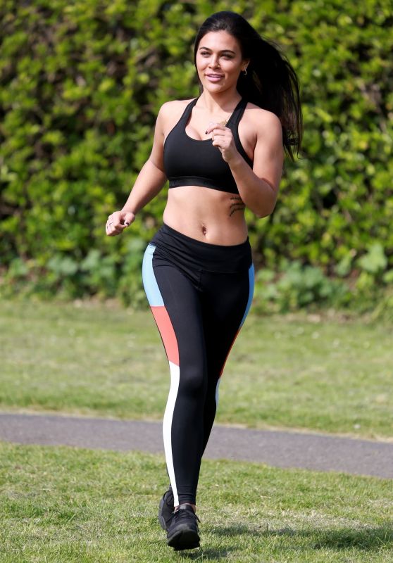 Lydia Clyma in Workout Outfit - Daily Exercise 05/08/2020