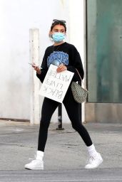 Madison Beer - Protesting in West Hollywood 05/30/2020