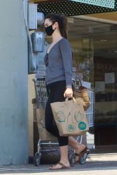 Odette Anabelle - Shopping at Wholes Foods in LA 05/11/2020