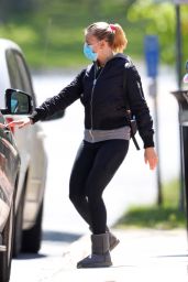 Scarlett Johansson and Colin Jost - Running Errands in NY 05/14/2020