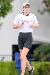 Toni Garrn in Biker Shorts - Morning Jog in NY 05/05/2020