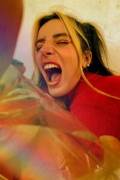 Bella Thorne - Facetime Photoshoot For Fox 06/08/2020