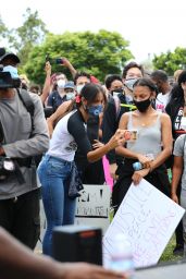 Eiza Gonzales - Protesting in Los Angeles 06/06/2020 • CelebMafia