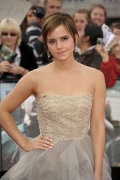Emma Watson - "Harry Potter and the Deathly Hallows - Part 2" Premiere in London