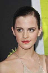 Emma Watson - "The Perks of Being a Wallflower" Premiere in Hollywood