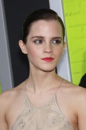 Emma Watson - "The Perks of Being a Wallflower" Premiere in Hollywood