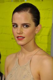 Emma Watson - "The Perks of Being a Wallflower" Premiere in Hollywood