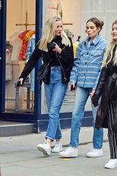 Hana Cross and Lottie Moss - Shopping Together in Notting Hill, March 2020
