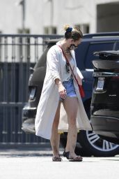 Hilary Duff Wearing a Pair of Daisy Dukes - Los Angeles 06/03/2020