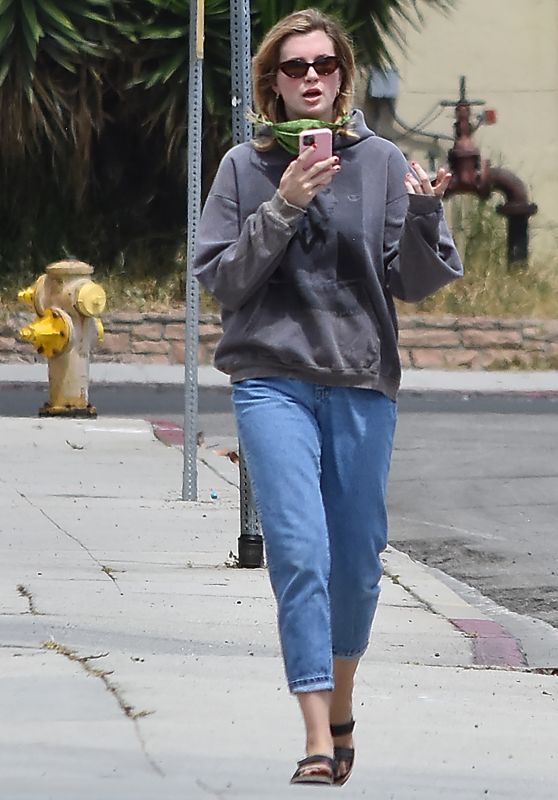 Ireland Baldwin - Out in LA 06/02/2020