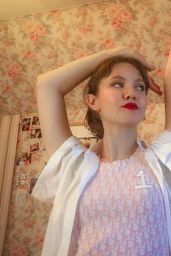 Iris Apatow, Flaunt Magazine April 2022 : r/CelebPhotoshoots