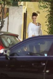 Kate Beckinsale - In-N-Out Burger in LA 06/06/2020