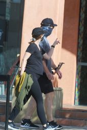 Katherine Schwarzenegger - Out For a Walk in Santa Monica 06/01/2020