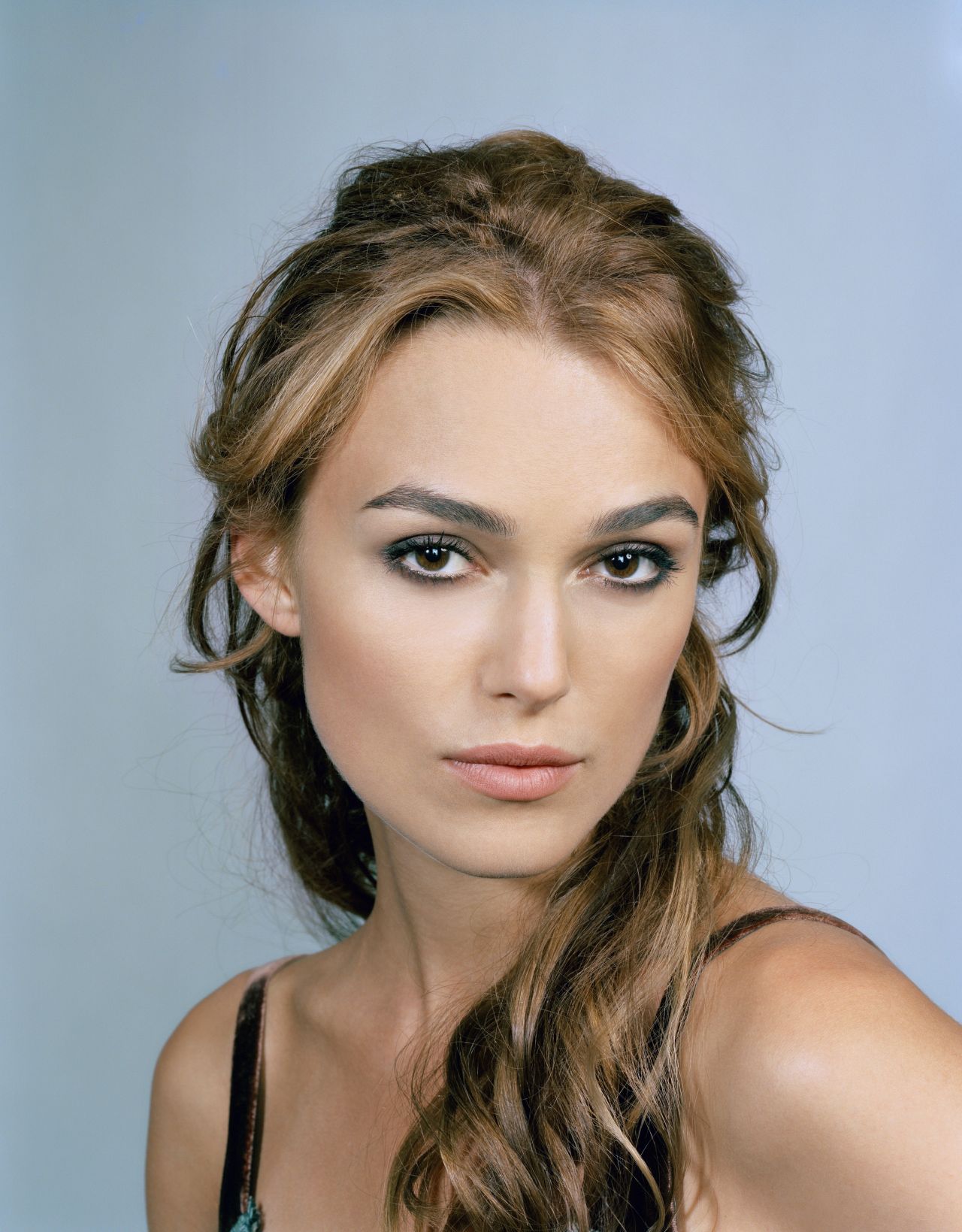 Keira Knightley - V Life 2006 • CelebMafia