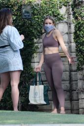 Kristen Bell - Out in Los Feliz 06/05/2020