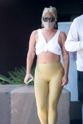 Lady Gaga in Leggings 06/14/2020