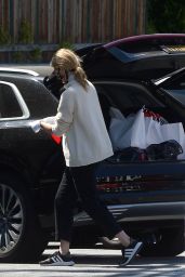Laura Dern - Out in Brentwood 05/30/2020