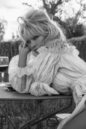 Pamela Anderson - Photoshoot 2020