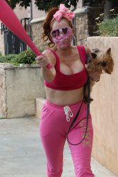 Phoebe Price in all Pink For a Workout 06/02/2020