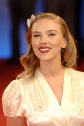 Scarlett Johansson - "The Black Dahlia" Premiere Venice International Film Festival (2006)