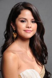 Selena Gomez - Teen Choice Awards 2011 Portraits