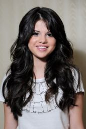 Selena Gomez - UR Votes Count Photoshoot 2008 • CelebMafia