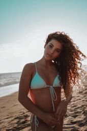 Sofie Dossi - Social Medial Photos and Videos 06/19/2020
