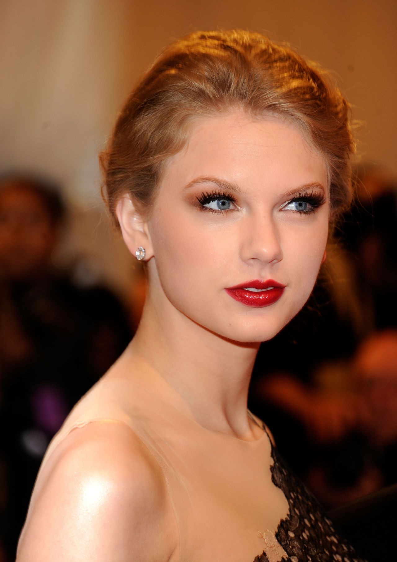 Taylor Swift announces Central Park performance
