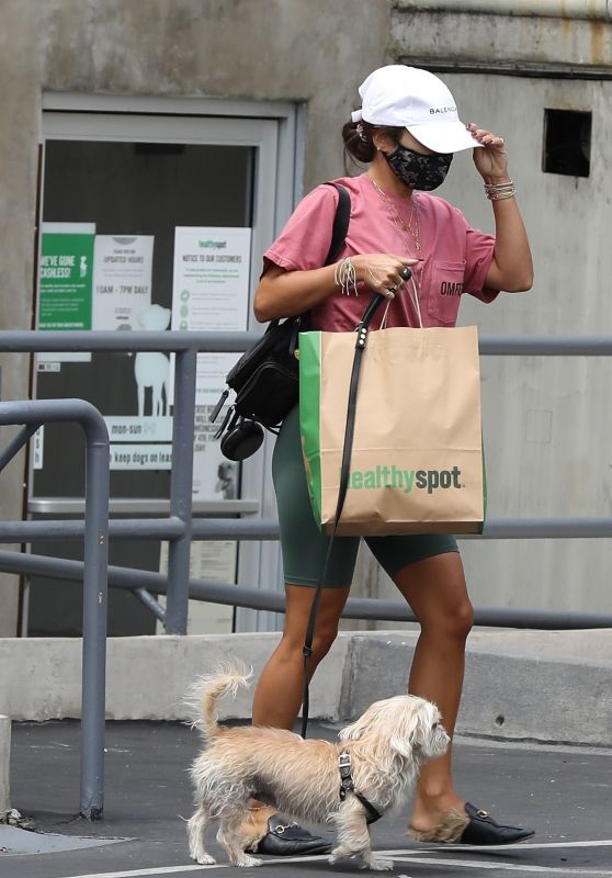 Vanessa Hudgens Outfit - Hollywood 06/29/2020