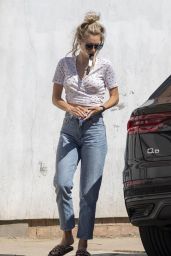 Vanessa Kirby - Shopping at a Local Market in London 06/25/2020