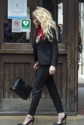 Amber Heard Outfit - Royal Courts of Justice in London 07/16/2020