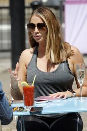 Amy Childs - Lunch Date in Brentwood, Essex 07/12/2020