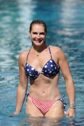 Brooke Shields in a Bikini 07/06/2020