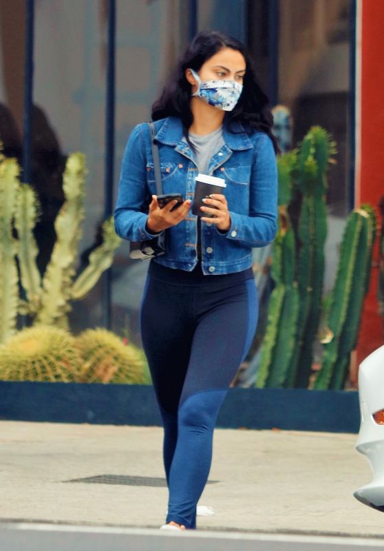 Camila Mendes Street Outfit - Los Angeles 07/01/2020